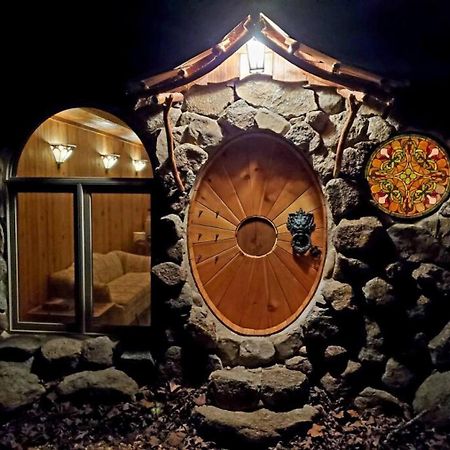 Shire Suite At White Lotus Eco Spa Retreat Stanardsville Esterno foto
